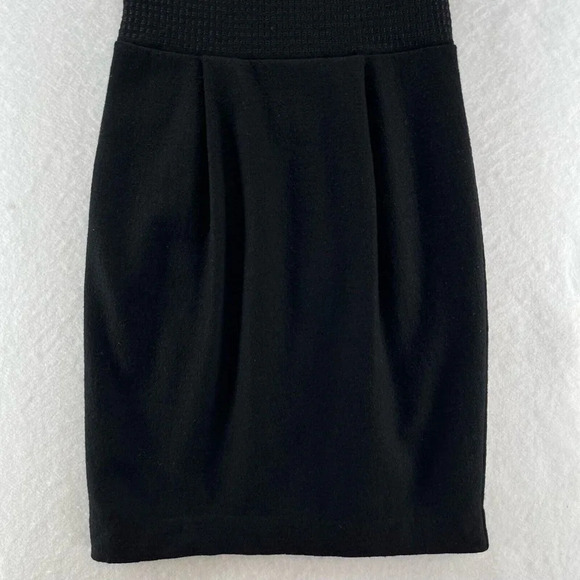 Banana Republic Dress Sz 0P Pure Wool Sheath Mini Scoop Neck Cap Sleeve Black - Picture 4 of 12